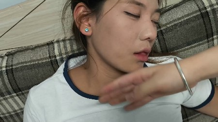214737ry6vq6vn1j4vbjy4.jpg